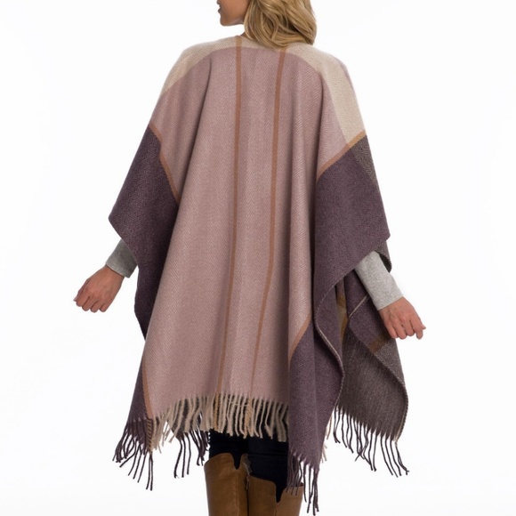 !HOST PICK! Woolrich Blanket Wrap • Tan Plaid - Picture 2 of 5